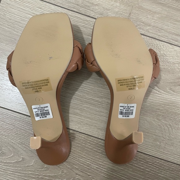 Light brown Streetwear Society stilettos - Picture 2 of 7